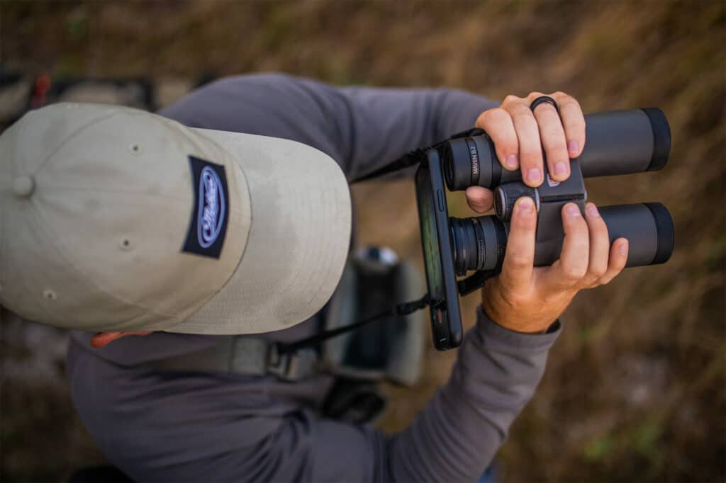 magview phone adaptor on binoculars for wildlife viewing