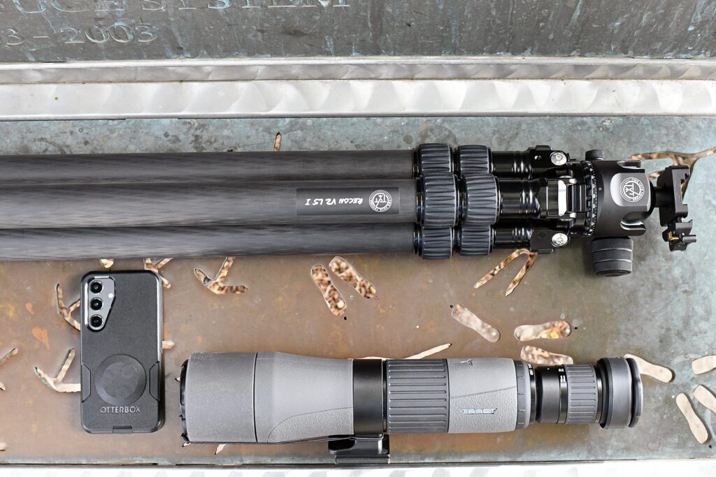 Tract optics spotting scope, Two Vets Tripod and MAGVIEW S1 SYNC digiscoping adapter