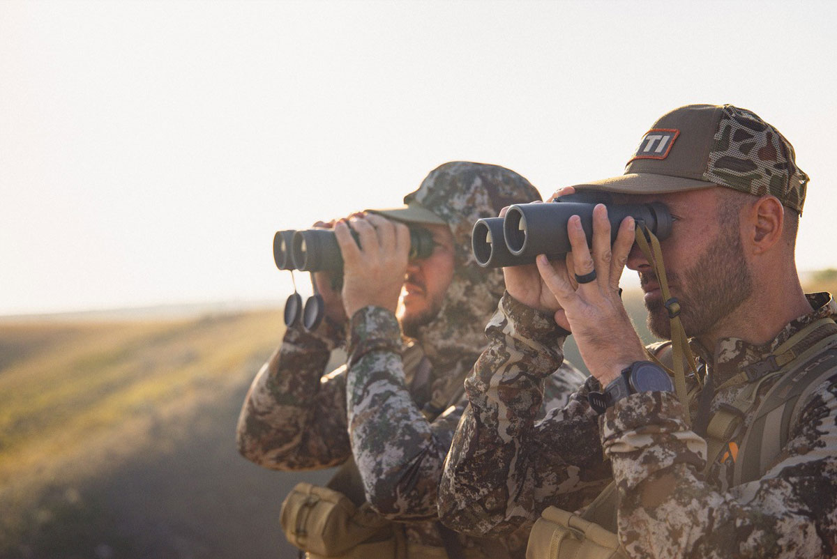 hunters using magview binocular digiscoping adaptors